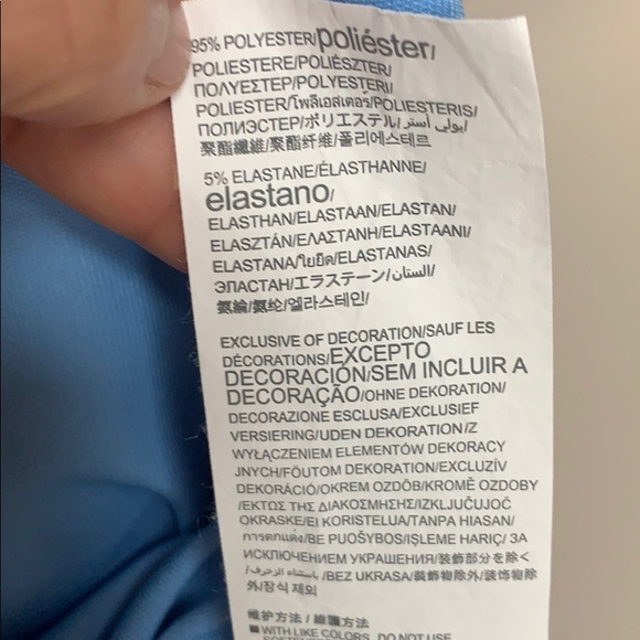 Under Armour Loose Fit Golf Shirt - Picture 12 of 12